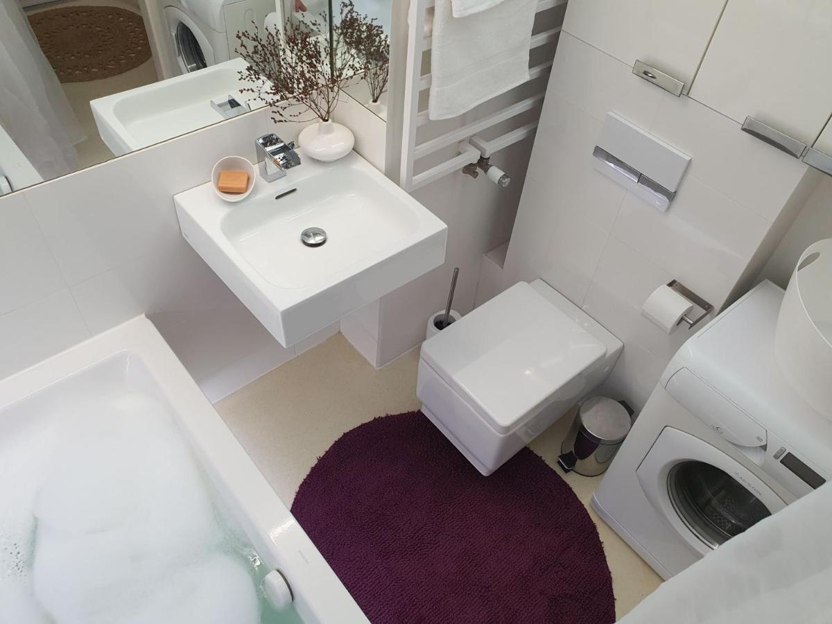 Appartement Whitebeeapartament à Wrocław Extérieur photo